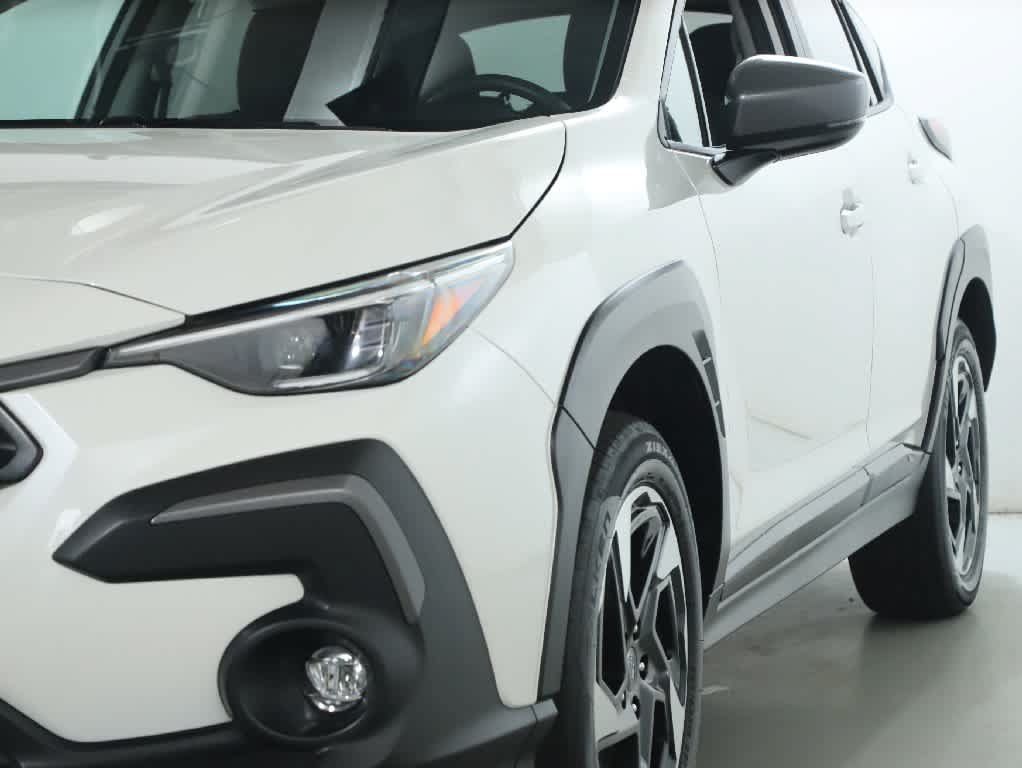 Used 2024 Subaru Crosstrek 2.5i Limited w/ Crosstrek Mirror Package AWD/4WD image 4