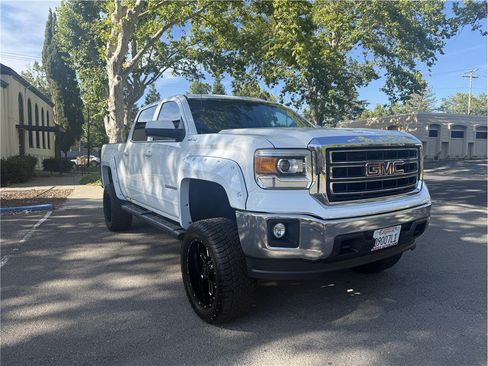 Used 2014 GMC Sierra 1500 SLE w/ SLE Value Package AWD/4WD image 7