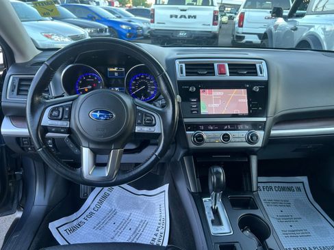 Used 2017 Subaru Outback 3.6R Limited AWD/4WD image 22