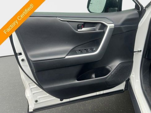 Used 2024 Toyota RAV4 XSE image 8