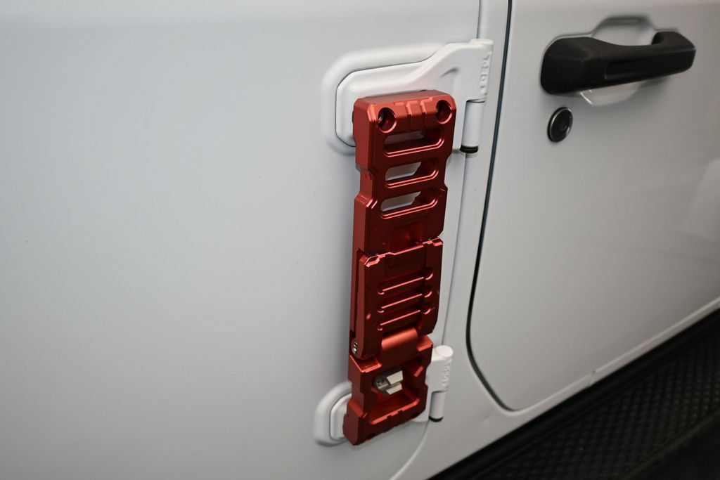 Used 2021 Jeep Gladiator Sport AWD/4WD image 35