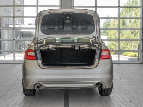 Used 2015 Subaru Legacy 2.5i Premium AWD/4WD image 16
