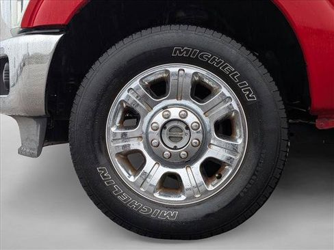 Used 2012 Ford F250 Lariat w/ Chrome Pkg image 24