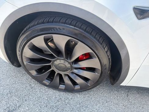 Used 2021 Tesla Model Y Performance AWD/4WD image 7