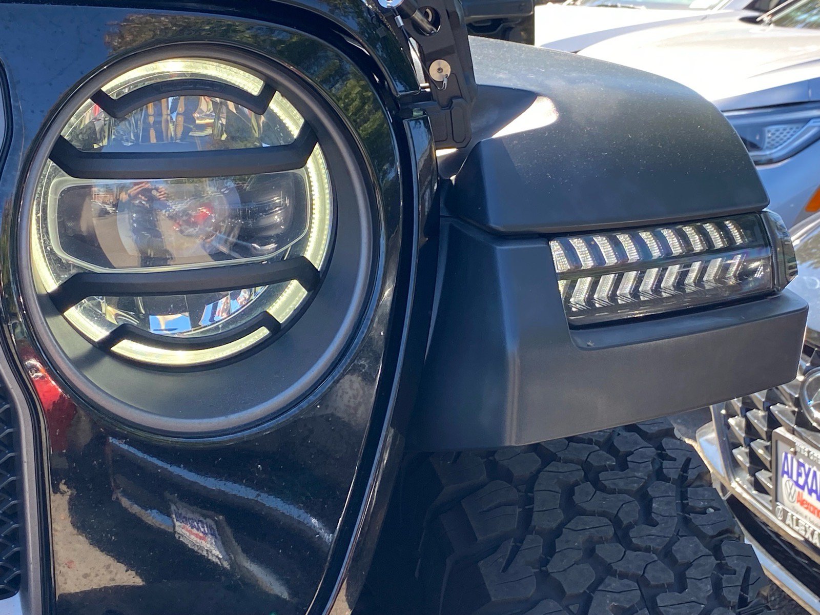 Used 2018 Jeep Wrangler Unlimited Rubicon AWD/4WD image 7