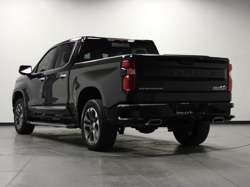 Used 2022 Chevrolet Silverado 1500 High Country AWD/4WD image 6