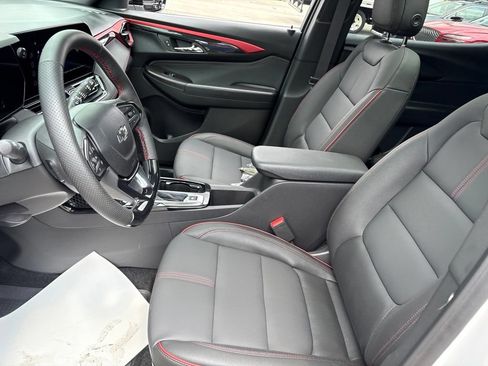 Certified 2026 Chevrolet TrailBlazer RS w/ Convenience Package AWD/4WD image 9