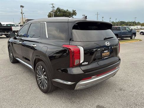 Used 2023 Hyundai Palisade Calligraphy image 5