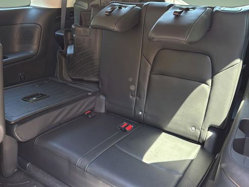 Used 2022 Nissan Pathfinder SL w/ SL Premium Package AWD/4WD image 19
