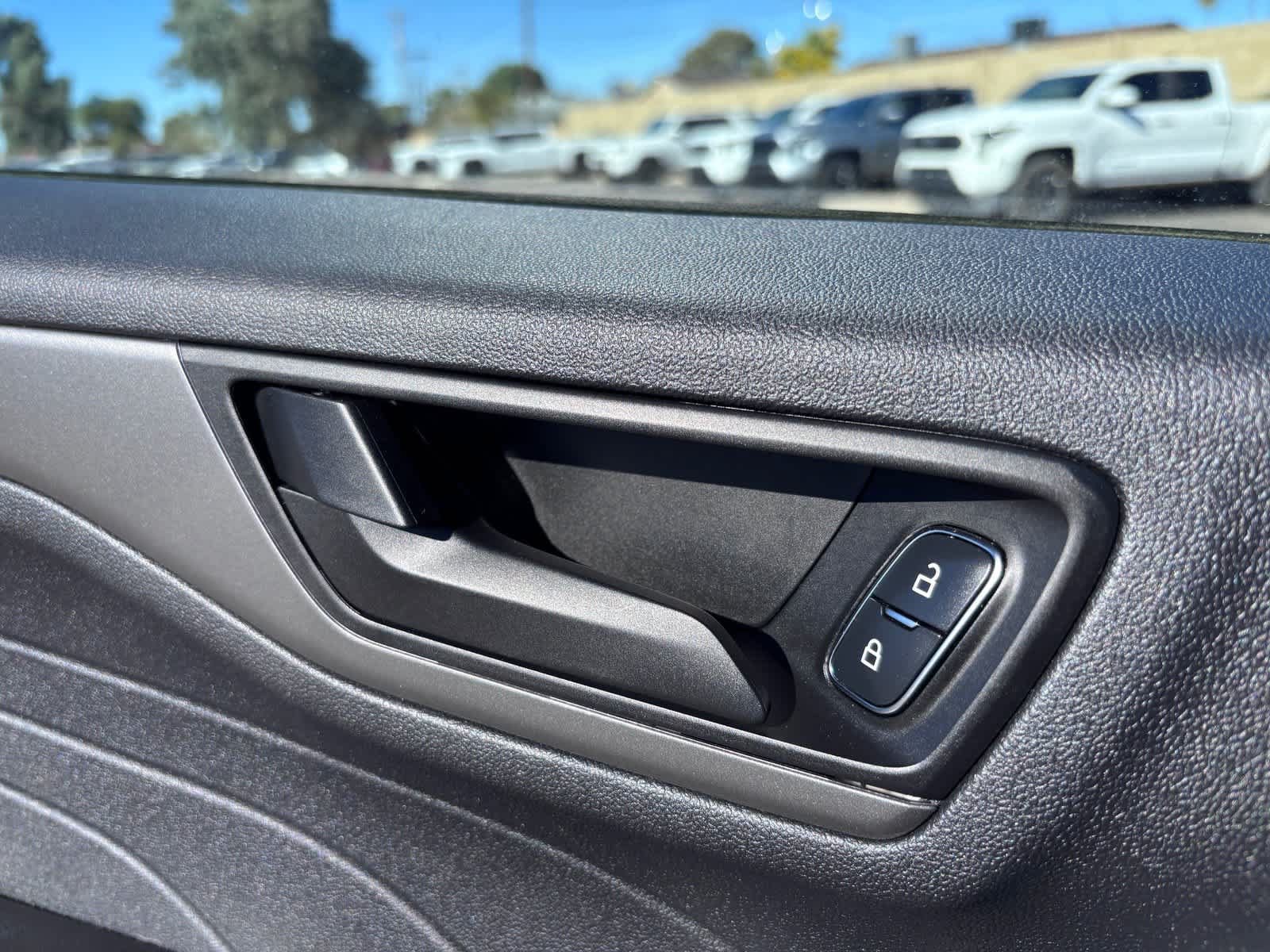 Used 2023 Ford Escape Active AWD/4WD image 12
