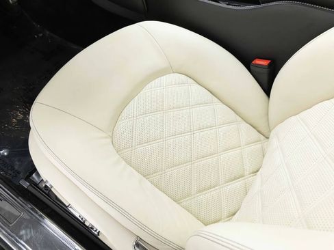 Used 2014 Bentley Mulsanne RWD image 32