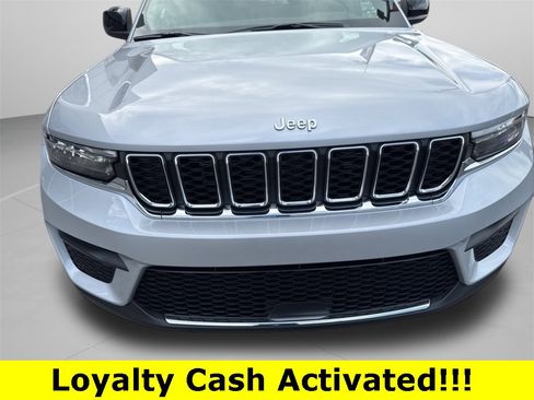 New 2025 Jeep Grand Cherokee Laredo w/ Trailer Tow Package image 44