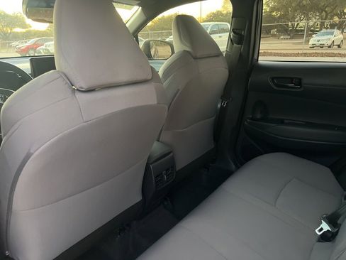 Used 2025 Toyota Corolla Cross AWD Hybrid image 13