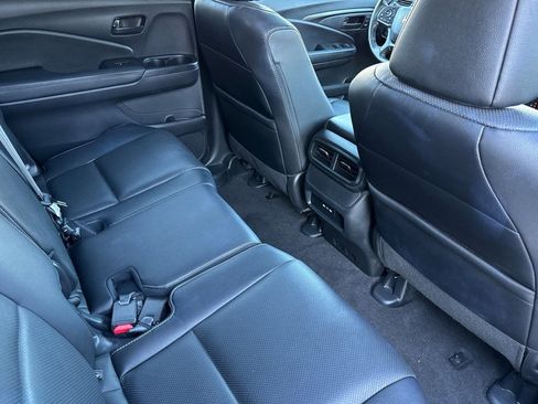 Used 2024 Honda Passport EX-L image 29