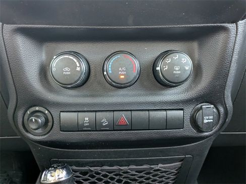 Used 2016 Jeep Wrangler Unlimited Sport w/ Quick Order Package 24S image 18