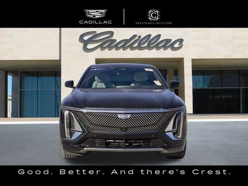 Certified 2024 Cadillac Lyriq Luxury w/ LPO, Floor Liner Package image 10