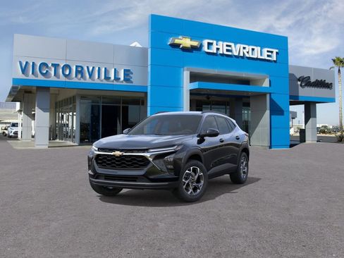 New 2026 Chevrolet Trax LT FWD image 8