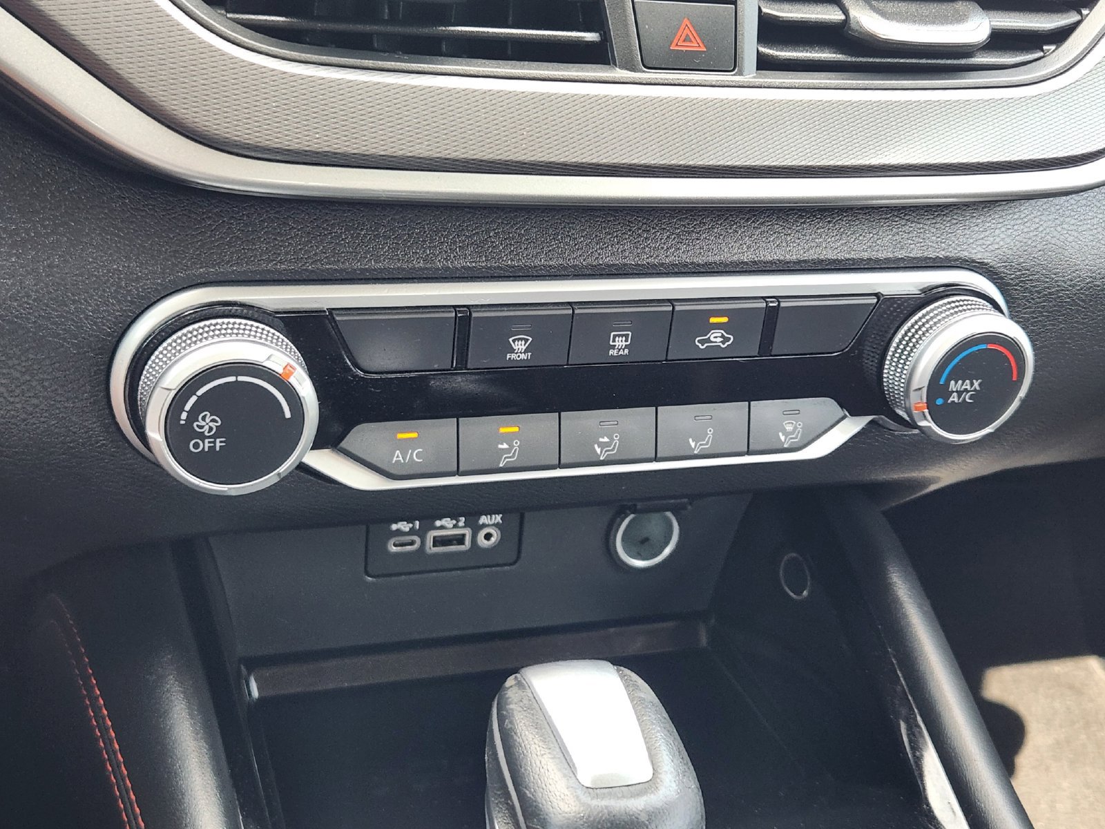 Used 2024 Nissan Altima 2.5 SR FWD image 21