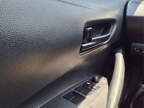 Used 2025 Toyota Corolla LE FWD image 19