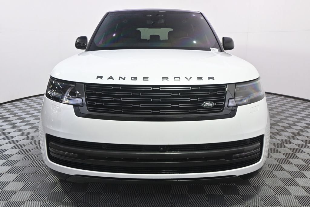 Used 2026 Land Rover Range Rover Long Wheelbase SE AWD/4WD image 10