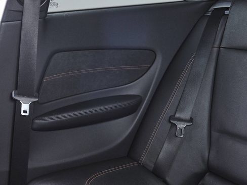 Used 2011 BMW 1 Series M image 74