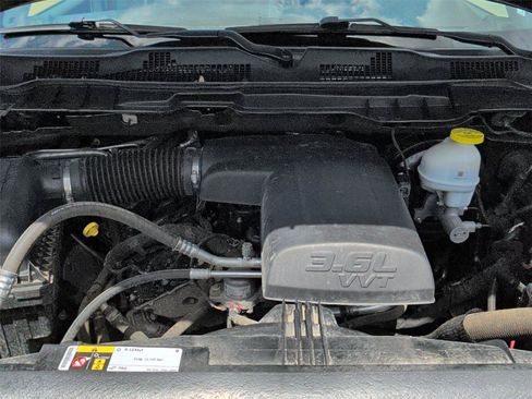 Certified 2024 RAM 1500 Classic SLT AWD/4WD image 34