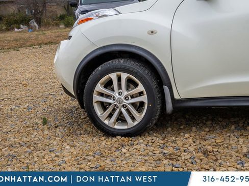 Used 2012 Nissan Juke SV image 33