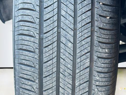 Used 2024 Honda HR-V LX image 38