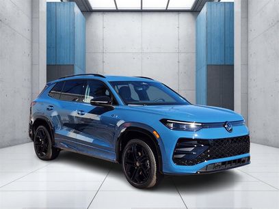 New 2025 Volkswagen Tiguan SE R-Line