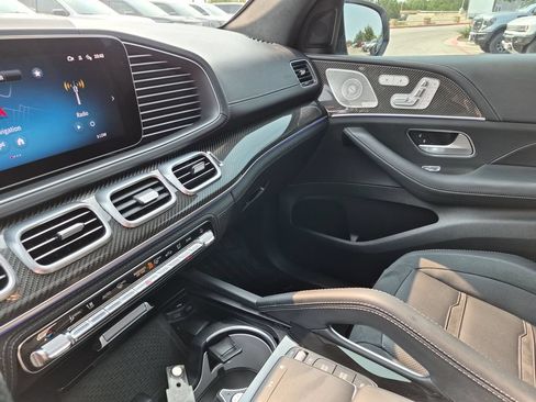 Used 2024 Mercedes-Benz GLS 63 AMG 4MATIC image 26