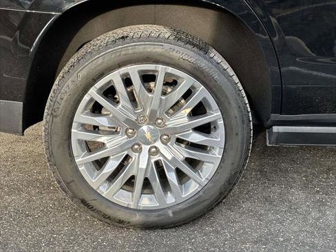 Used 2023 Chevrolet Tahoe Premier w/ Premium Package 2 image 10