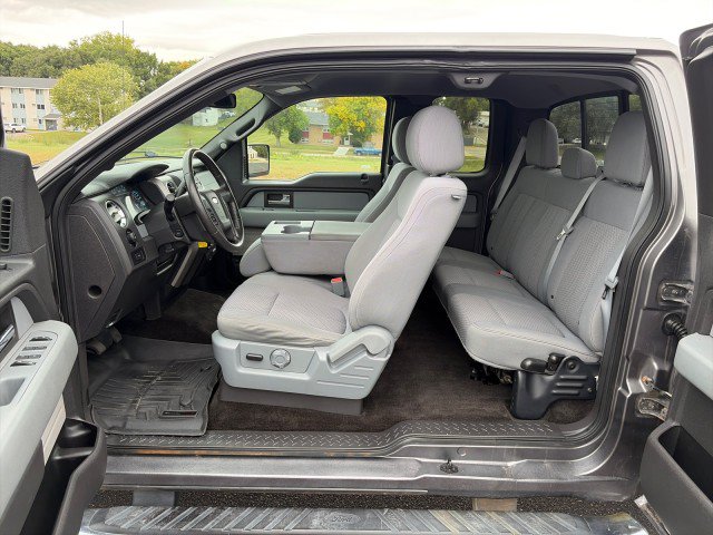 Used 2014 Ford F150 XLT w/ Equipment Group 302A Luxury AWD/4WD image 23