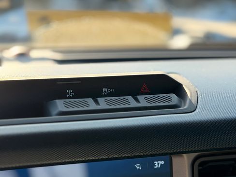 Used 2023 Ford Bronco Outer Banks image 15