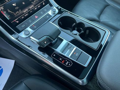 Used 2023 Audi Q7 2.0T Premium image 25