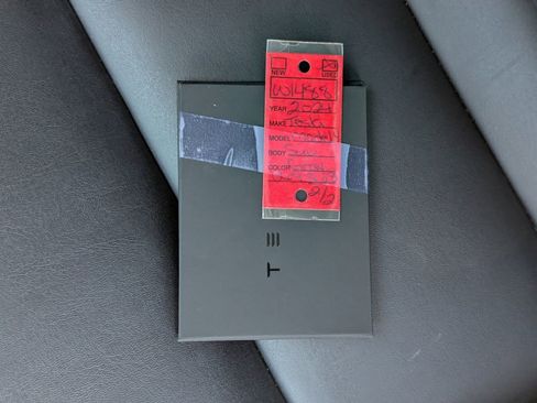 Used 2024 Tesla Model Y Long Range image 34