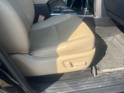 Used 2020 Toyota 4Runner Limited image 9