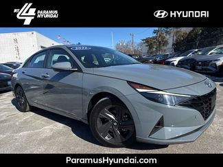 Used 2022 Hyundai Elantra SEL w/ Preferred Accessory Package 360° Tour