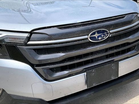 Used 2025 Subaru Forester Premium AWD/4WD image 33