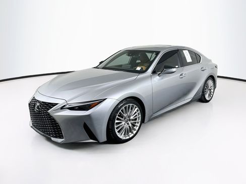 Used 2024 Lexus IS 300 w/ Premium Package RWD image 3