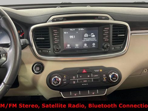 Used 2017 Kia Sorento EX AWD/4WD image 9