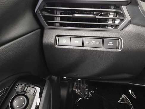 Used 2023 Nissan Altima 2.5 SL image 38