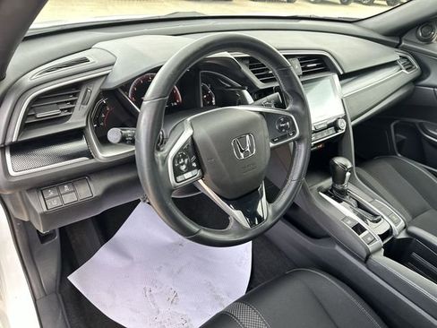 Used 2019 Honda Civic Sport image 12