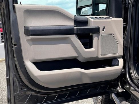 Used 2020 Ford F250 XL w/ STX Appearance Package AWD/4WD image 21