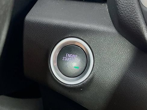 Used 2024 GMC Terrain SLE AWD/4WD image 16