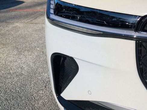 New 2026 Lincoln Nautilus Reserve image 10