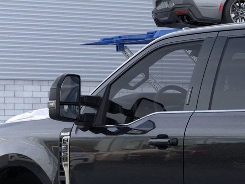 New 2026 Ford F350 4x4 Crew Cab DRW Super Duty image 16