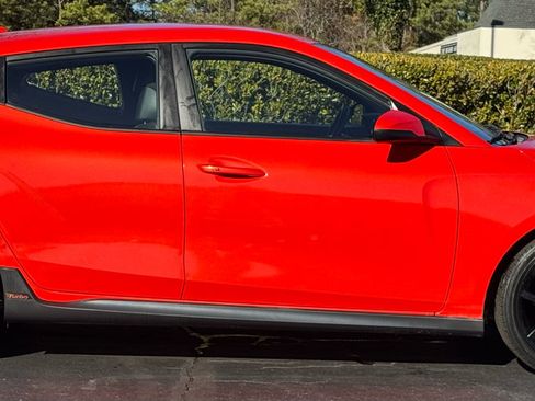 Used 2019 Hyundai Veloster Turbo R-Spec image 6