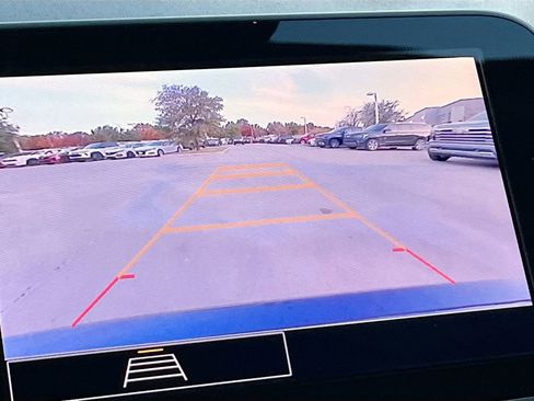 Used 2023 Chevrolet Malibu LT image 14