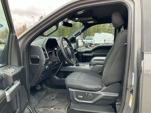 Used 2018 Ford F150 XLT w/ Equipment Group 302A Luxury AWD/4WD image 3