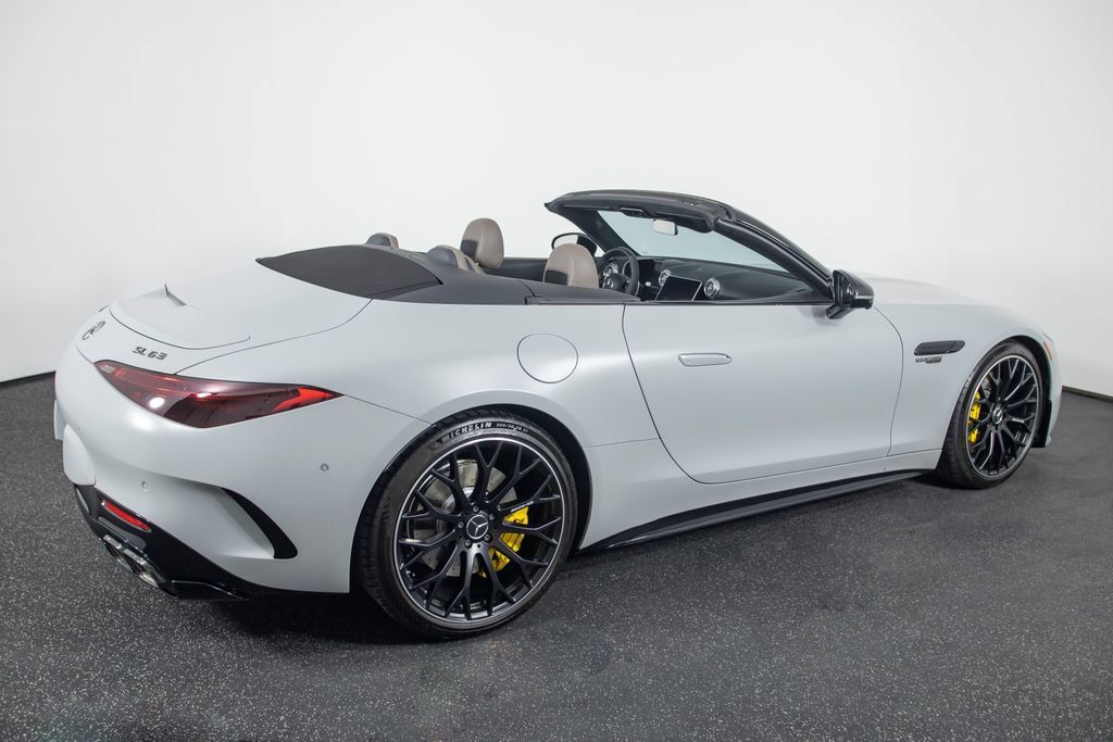 Used 2022 Mercedes-Benz SL 63 AMG 4MATIC image 21